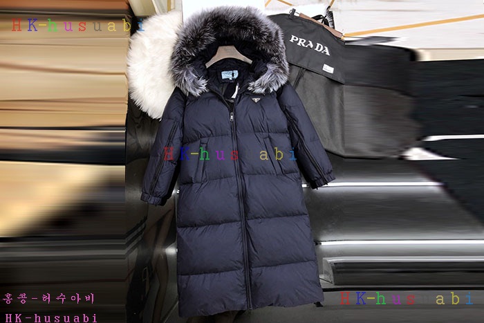 NEW 프라다 패딩 신상 P 4522411