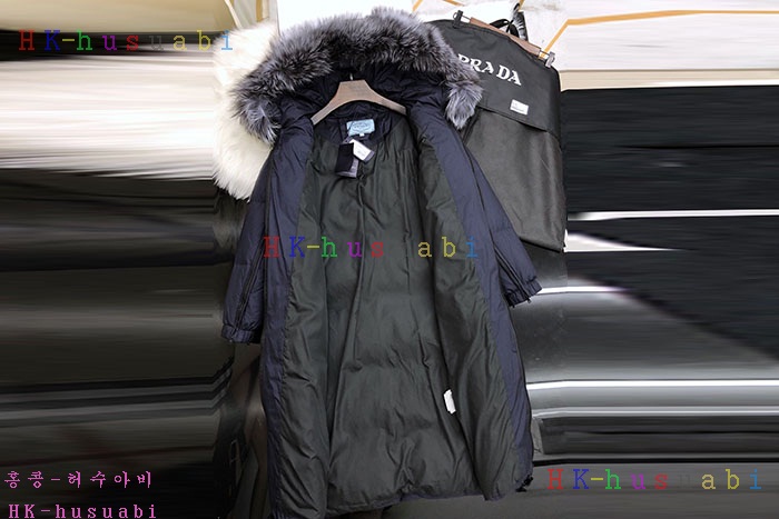 NEW 프라다 패딩 신상 P 4522411