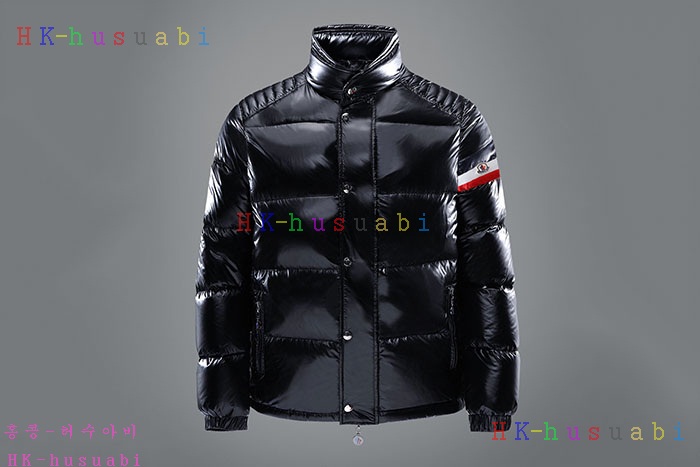 NEW 몽클레어 패딩 신상 M 1258851