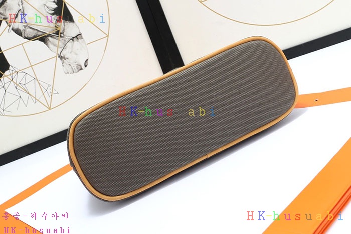 NEW 에르메스 볼리드 파우치 H 225758-4