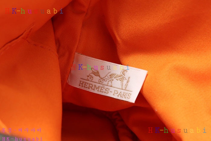 NEW 에르메스 볼리드 파우치 H 225758-4
