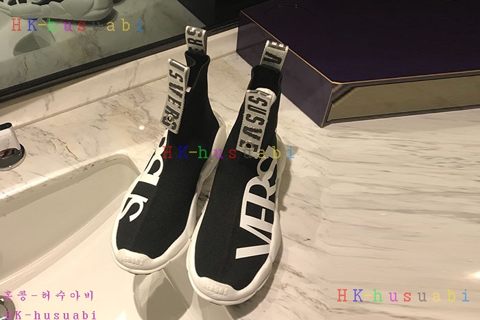 NEW 베르사체 신발 신상 V 1577421