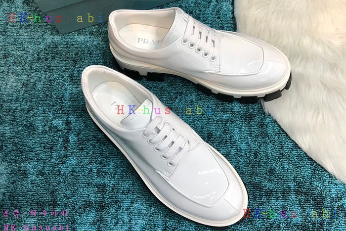NEW 프라다 여성용 신발 P375552