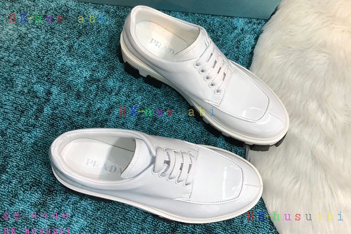 NEW 프라다 여성용 신발 P375552