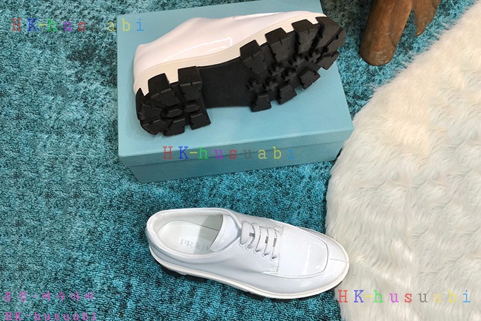 NEW 프라다 여성용 신발 P375552