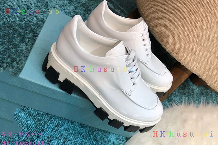 NEW 프라다 여성용 신발 P375552