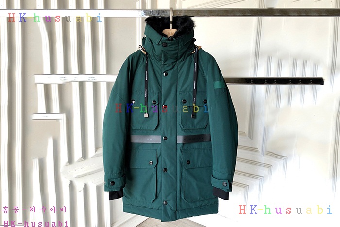 NEW 버버리 패딩 신상 B 474517