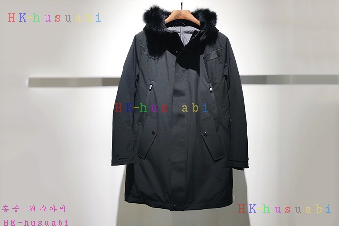 NEW 펜디 패딩 신상 FD 922545