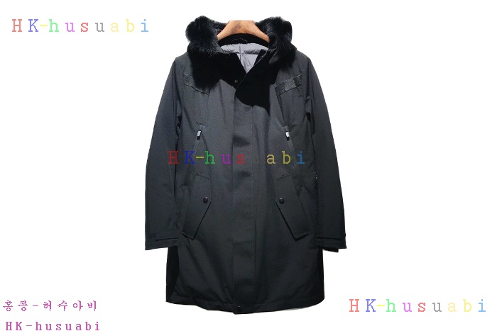 NEW 펜디 패딩 신상 FD 922545