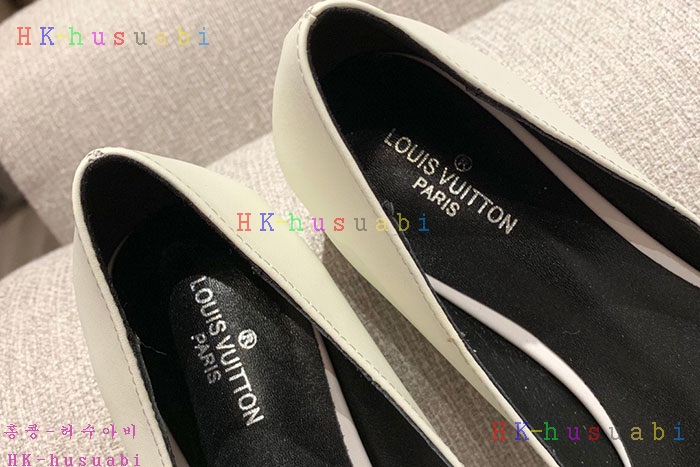 NEW 루이비통 신상 신발 LV 222604