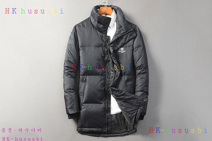 NEW 발렌시아가 패딩 신상 B9596661