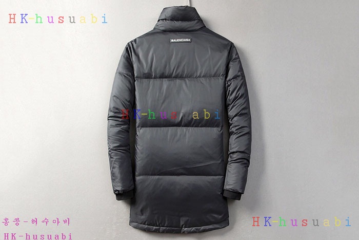 NEW 발렌시아가 패딩 신상 B9596661