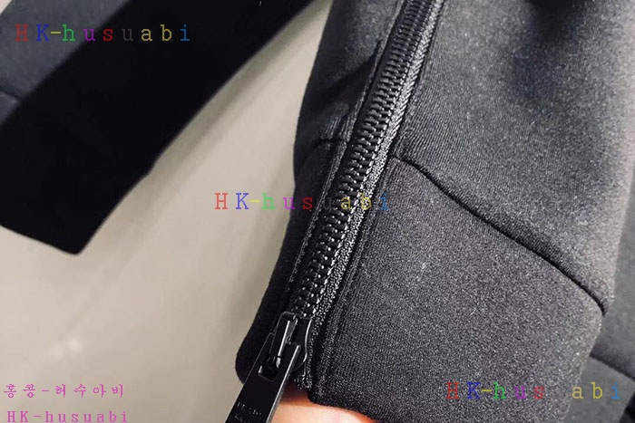 NEW 프라다 맨투맨 신상 P 6778870