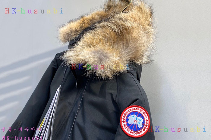 NEW 캐나다구스 패딩  C 3425001