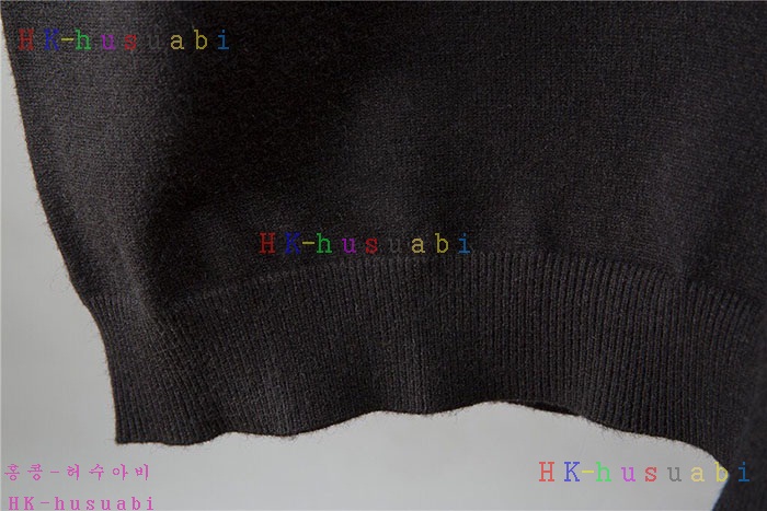 NEW 펜디 니트 신상 F 6738503