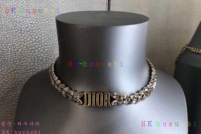 NEW 디올 목걸이  신상 D 388894