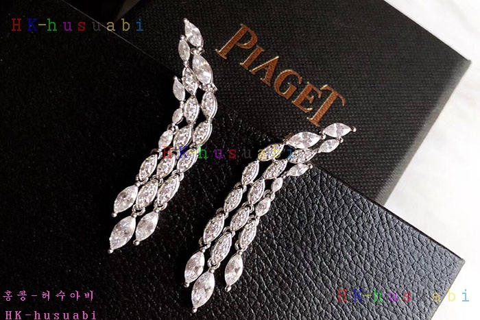 NEW 피아제 귀걸이 신상 P 728110