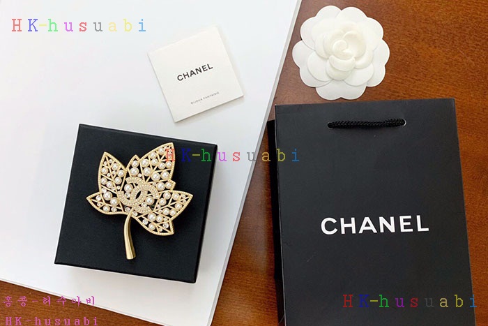 NEW 샤넬 브로치 신상 CH 4018911