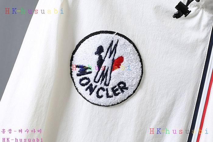 NEW 몽클레어 바람막이 신상 M 427019