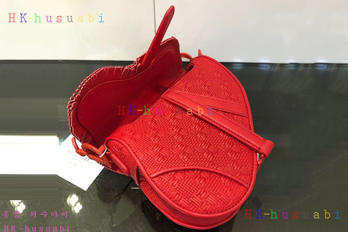 ★미러급★ 디올 새들백 DR 6411144