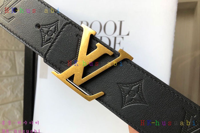 NEW 루이비통 벨트 신상 LV 672809