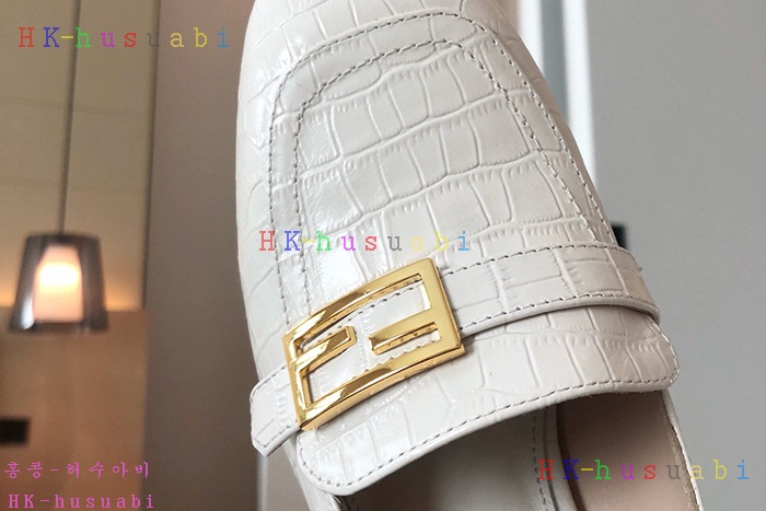 NEW 펜디 여성용 신발 FD 3255023