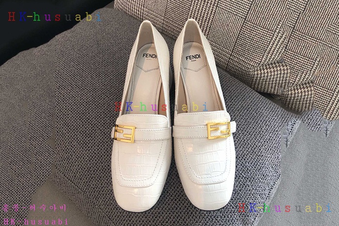 NEW 펜디 여성용 신발 FD 3255023