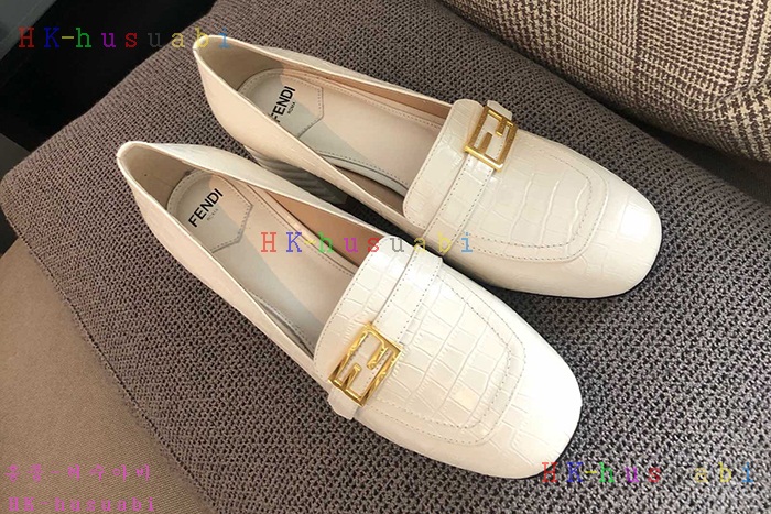 NEW 펜디 여성용 신발 FD 3255023