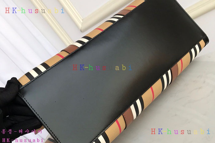 ★미러급★ 버버리 캔버스 포트레이트 토트백 BB 80247271