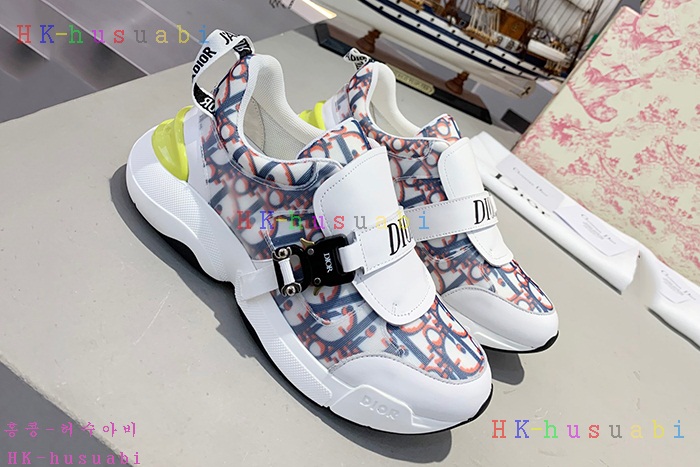 NEW 디올 신발 신상 DR 735525