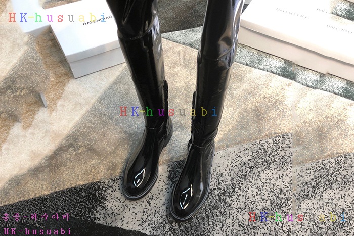 NEW 발렌시아가 부츠 신상 B 672259