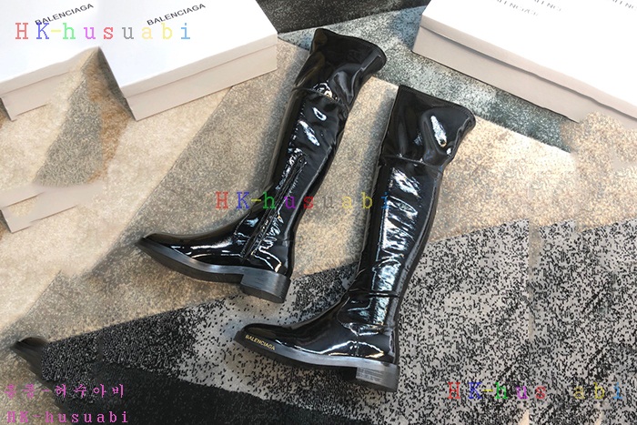NEW 발렌시아가 부츠 신상 B 672259