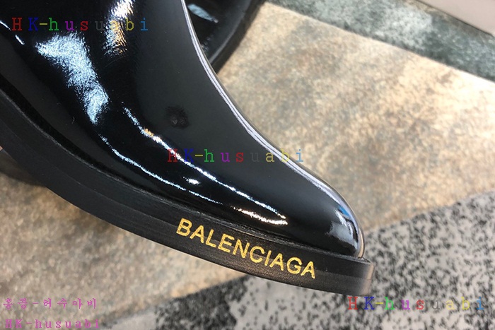 NEW 발렌시아가 부츠 신상 B 672259
