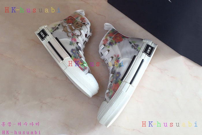 NEW 디올 신발 신상 DR 592409