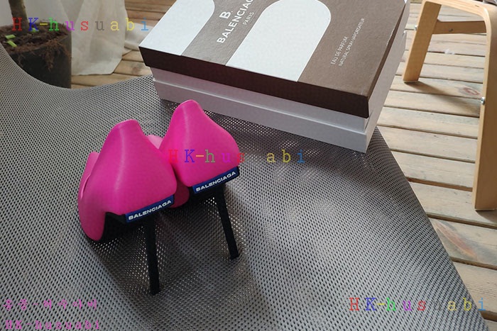 NEW 발렌시아가 신발 신상 B 2436026