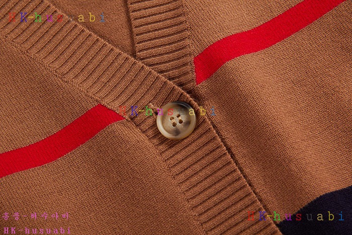 NEW 버버리 가디건 신상 BB 301525
