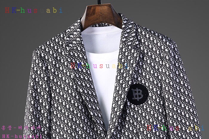 NEW 버버리 쟈켓 신상  BB   557621