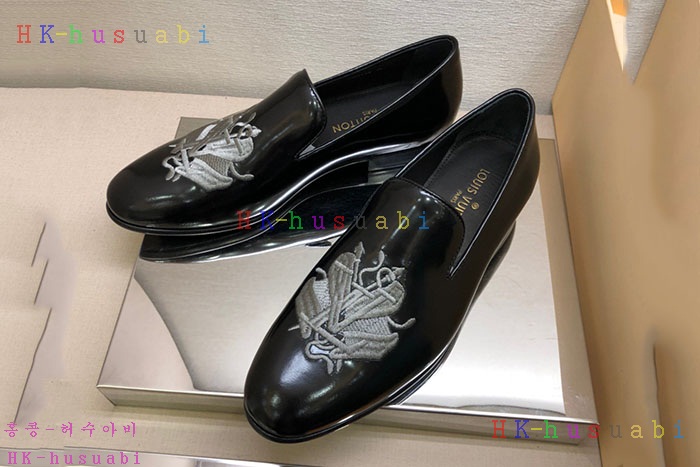 NEW 루이비통 신발 신상 GU  2243383