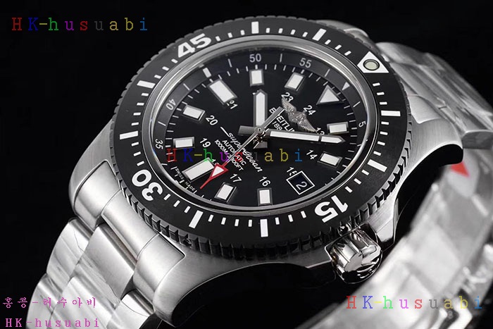 NEW 브라이틀링 시계 B 112240