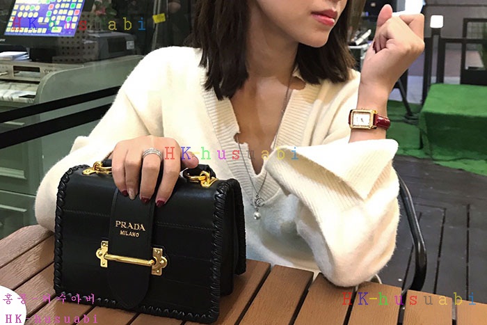 ★미러급★ 프라다 카이에 숄더백 P 122501