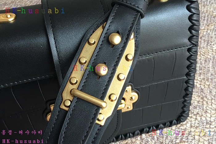 ★미러급★ 프라다 카이에 숄더백 P 122501