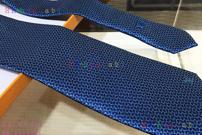 NEW 루이비통 넥타이 신상 LV 277712