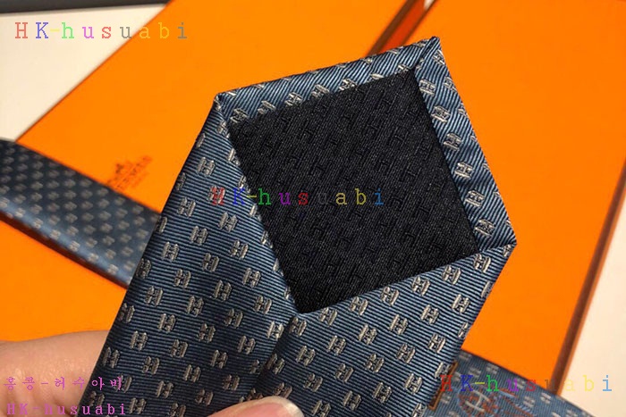 NEW 에르메스 넥타이 신상 H 7554082