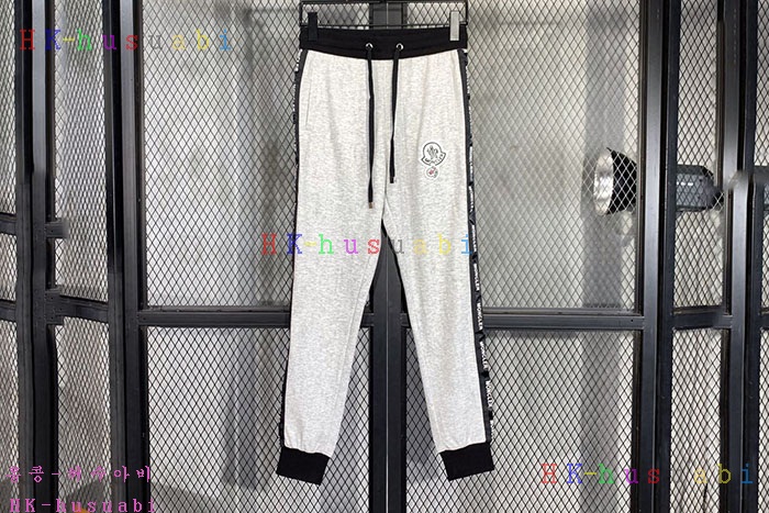 NEW 몽클레어 바지 신상 M 3477141