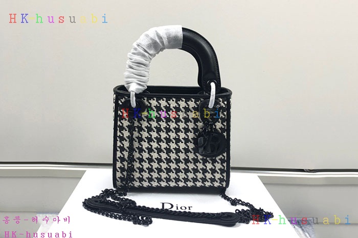 ★미러급★ 디올 레이디백 DR 565002