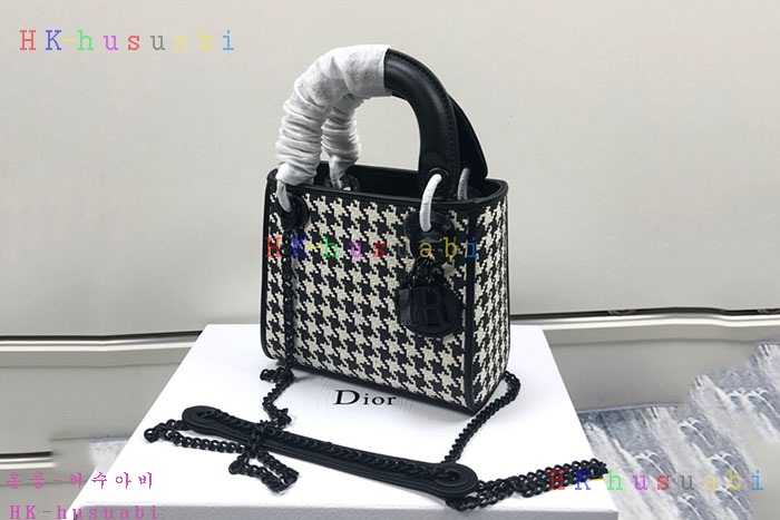 ★미러급★ 디올 레이디백 DR 565002
