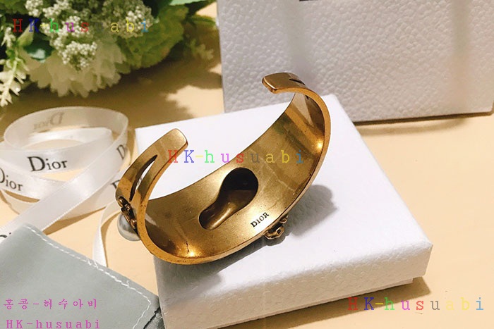NEW 디올 팔찌 신상 DR 7140013