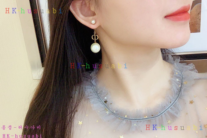 NEW 디올 귀걸이 신상 DR 7140024