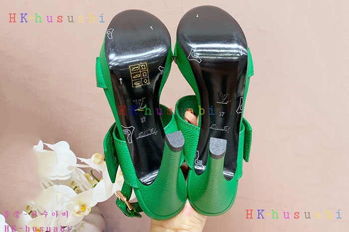 NEW 루이비통 신발 신상 LV 7885541