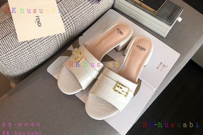 NEW 펜디 신발 신상 FD 7588210